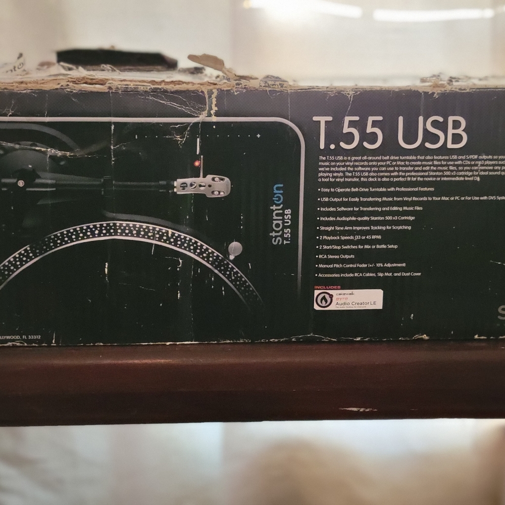 Stanton turntable
